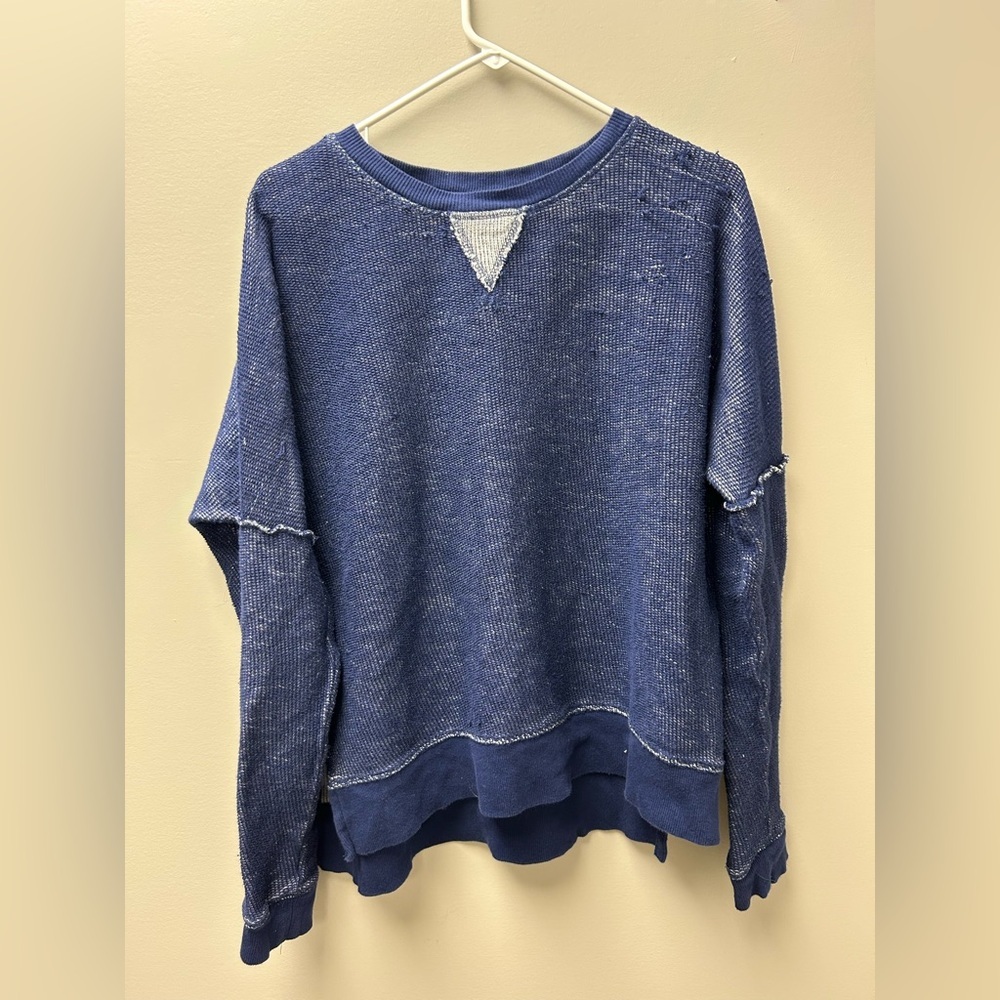 True Craft Blue Long Sleeve‎ Distressed Shirt